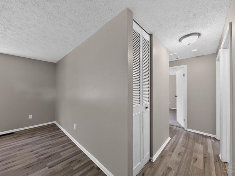 9845 Loralinda Drive, Colerain Township, OH 45251 Photo 27