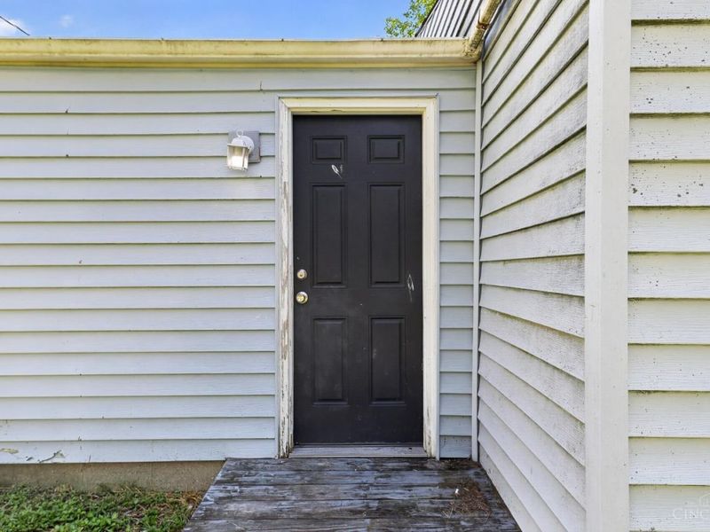9845 Loralinda Drive, Colerain Township, OH 45251 Photo 6