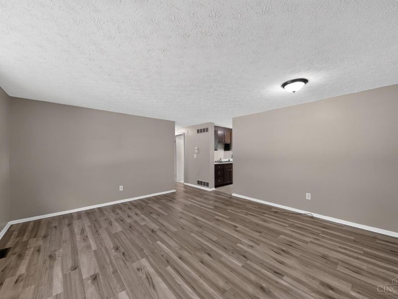 9845 Loralinda Drive, Colerain Township, OH 45251 Photo 7
