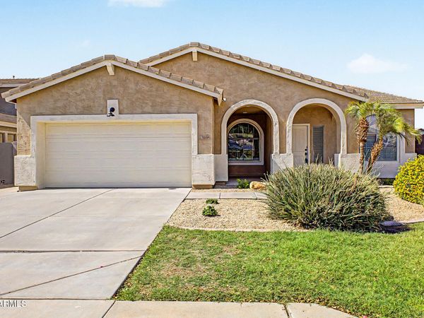 10430 E JUANITA Avenue, Mesa, AZ 85209