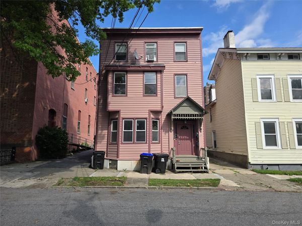 17 N Clover Street , Poughkeepsie, NY 12601