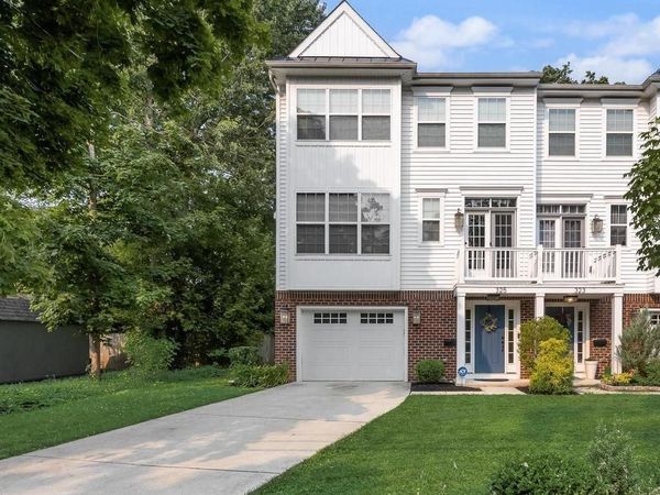325 N WASHINGTON AVENUE, MOORESTOWN, NJ 08057