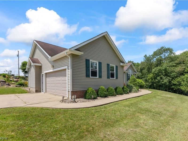 3050 Bronze Road NW, Carrollton, OH 44615 Photo 2