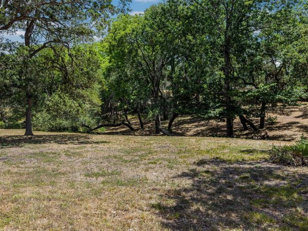 110 Kathleen Ave, La Grange, TX 78945