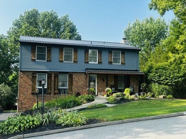 11 Holyoke Drive , Greensburg, PA 15601