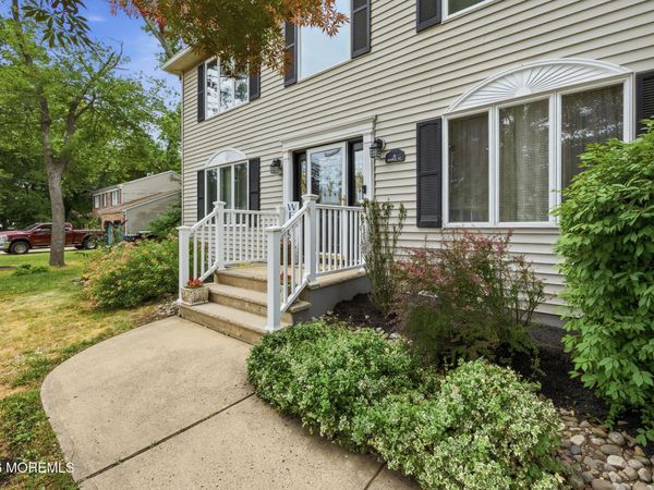 8 Maple Street, Port Monmouth, NJ 07758