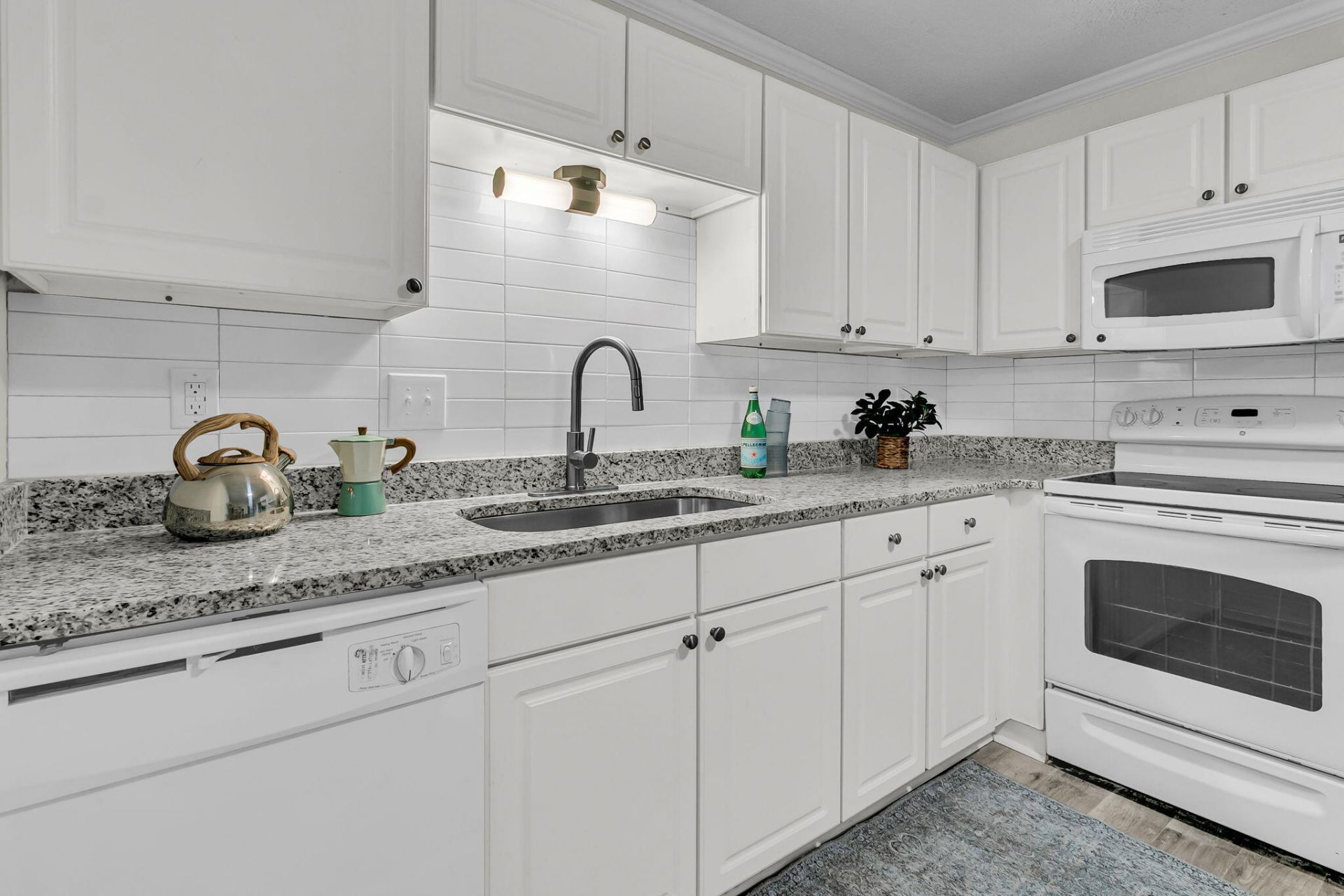 1713 Boone Hall Drive Photo 10