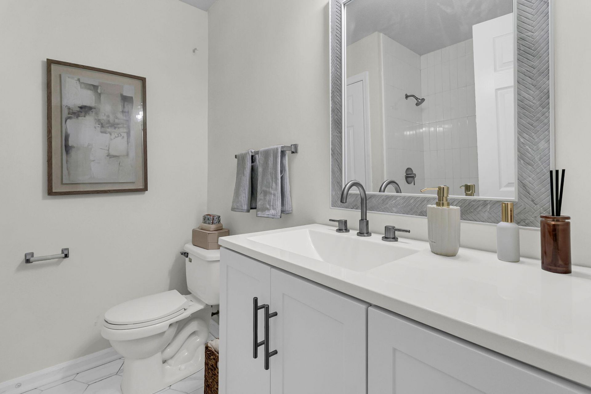 1713 Boone Hall Drive Photo 14