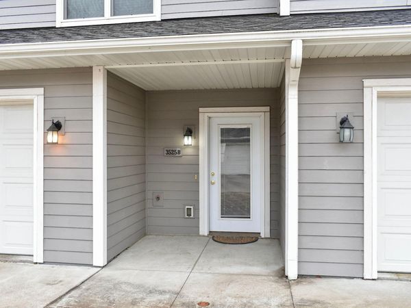 3525 W 7th Street , Unit B, Winona, MN 55987