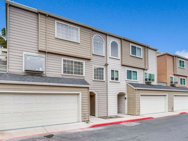 363 N Rengstorff Avenue, Unit 4, Mountain View, CA 94043