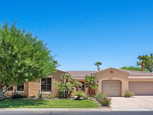 48476 Big Horn Drive, La Quinta, CA 92253