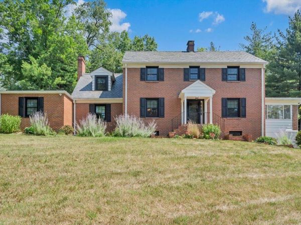915 Oakwood DR SW, Roanoke, VA 24015