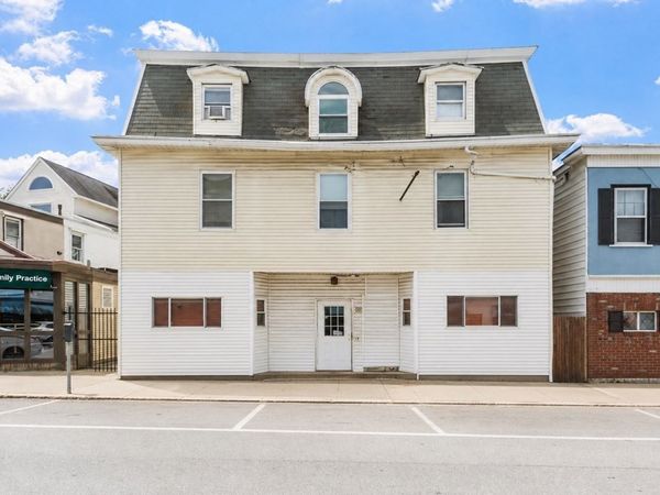 50 Exchange St, Athol, MA 01331