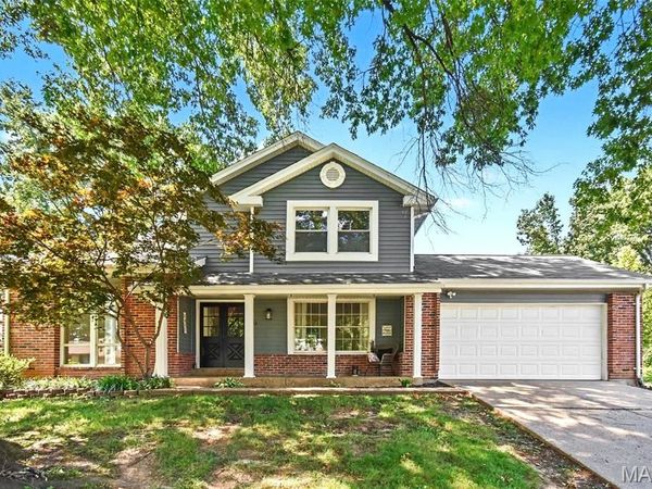 22 Normandy Drive, Lake St Louis, MO 63367