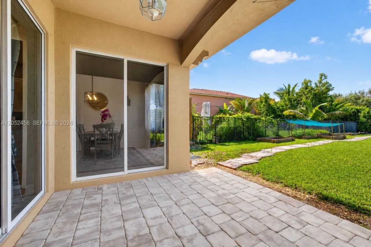 212 Catania Way , Royal Palm Beach, FL 33411 Photo