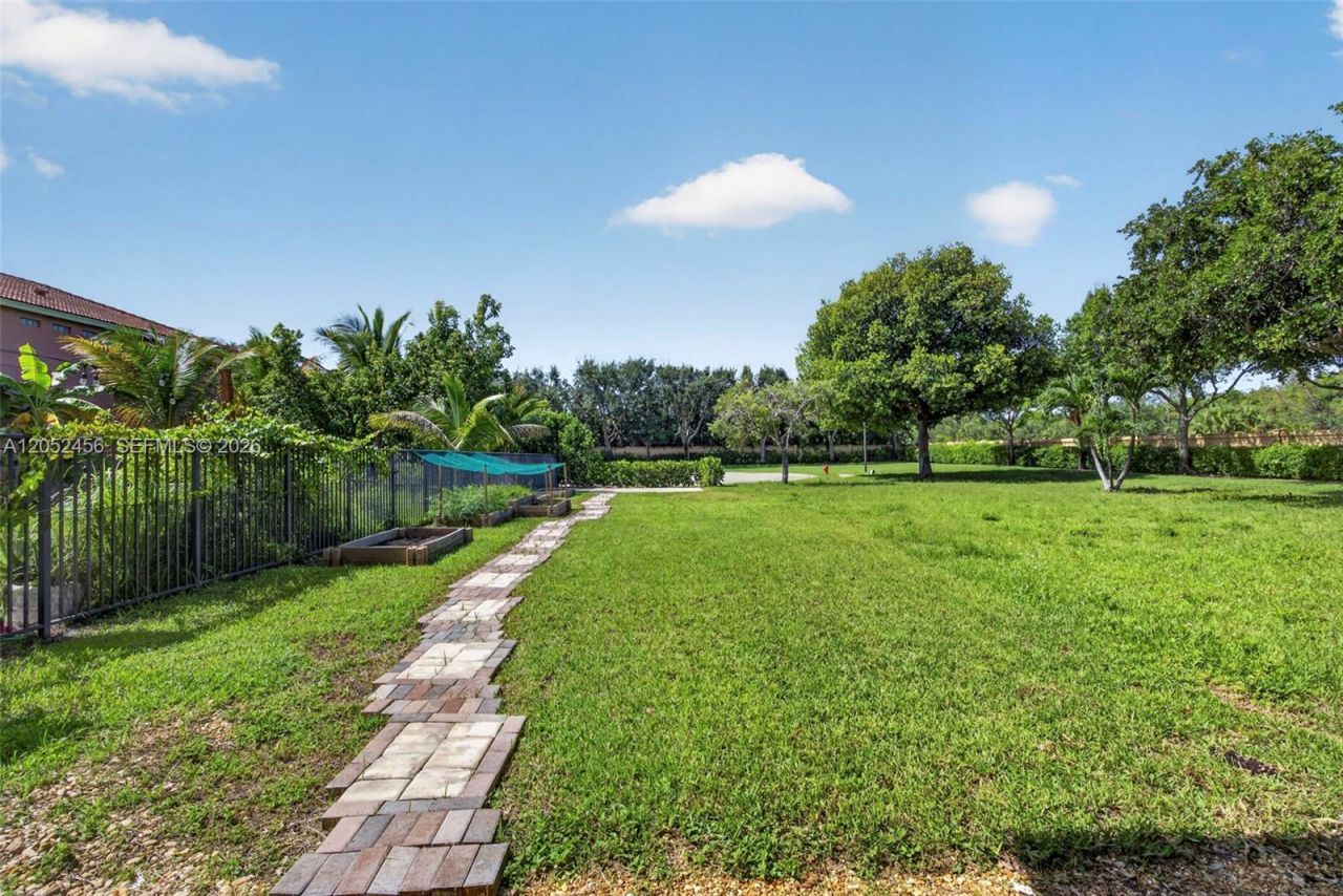 212 Catania Way , Royal Palm Beach, FL 33411 Photo