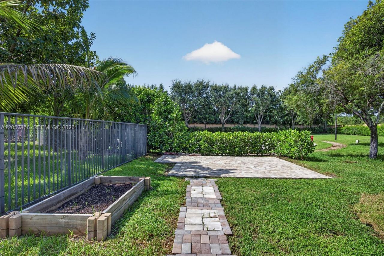 212 Catania Way , Royal Palm Beach, FL 33411 Photo