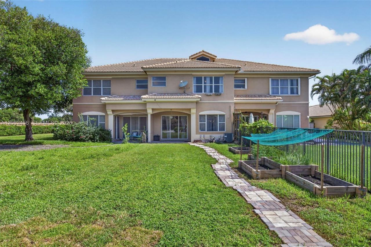 212 Catania Way , Royal Palm Beach, FL 33411 Photo