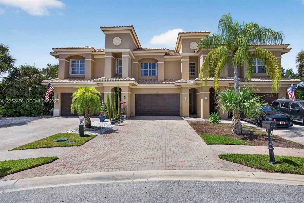 212 Catania Way , Royal Palm Beach, FL 33411 Photo
