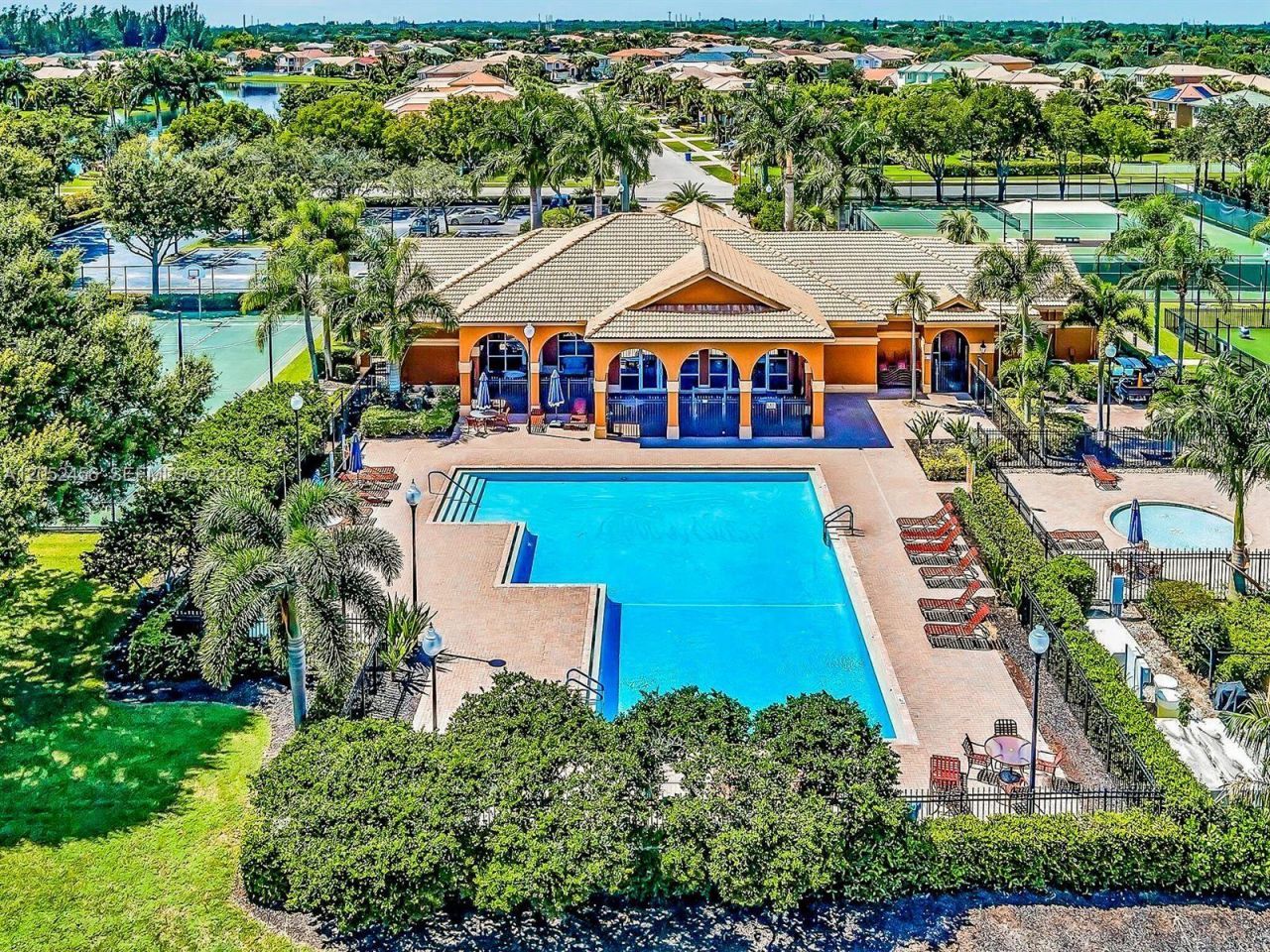 212 Catania Way , Royal Palm Beach, FL 33411 Photo