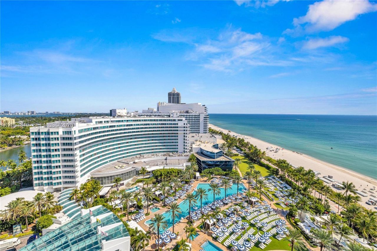 4391 Collins Ave , Unit 1706, Miami Beach, FL 33140 Photo