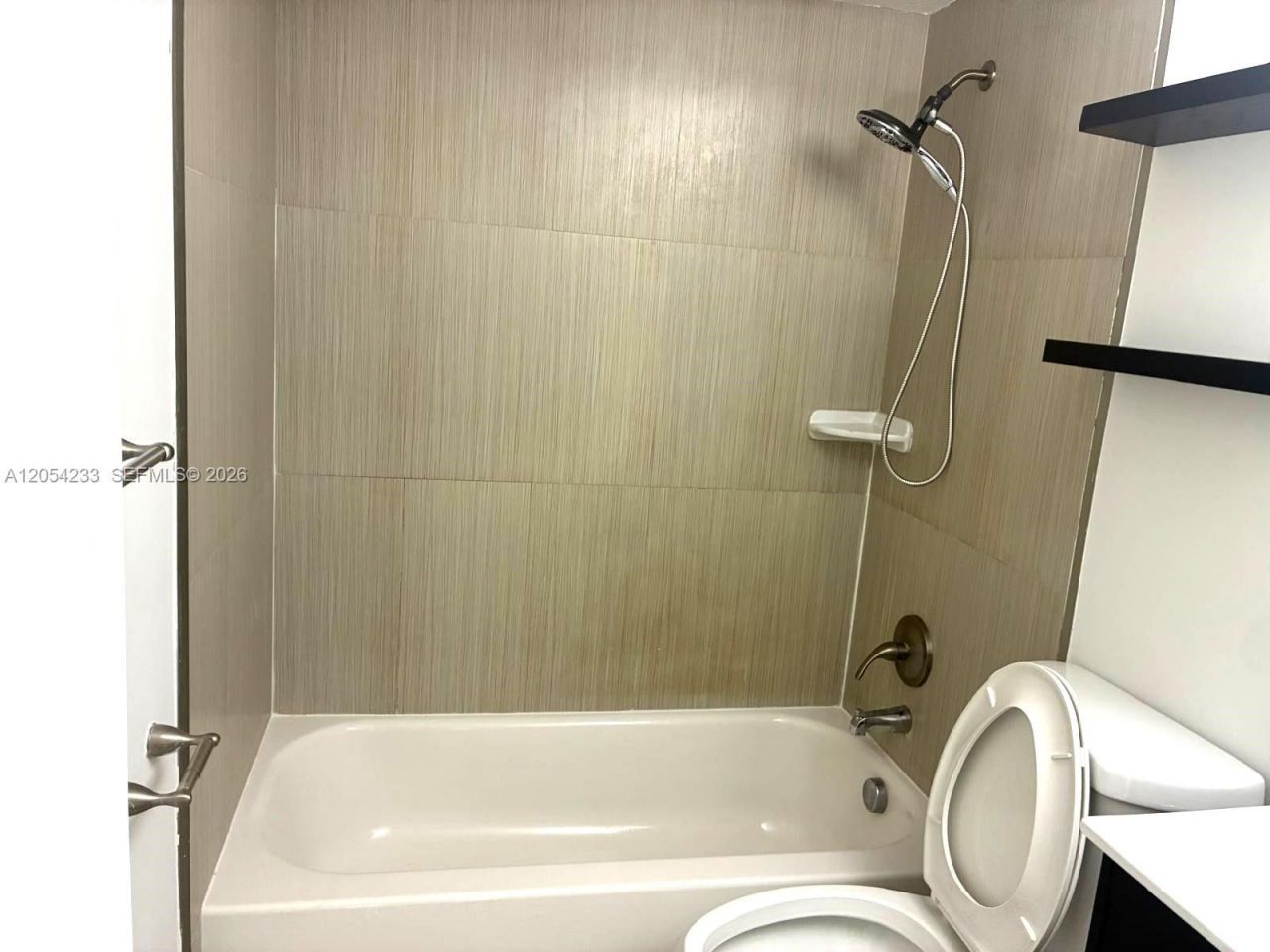 11750 NE 16th Ave, Unit 408, Miami, FL 33161 Photo