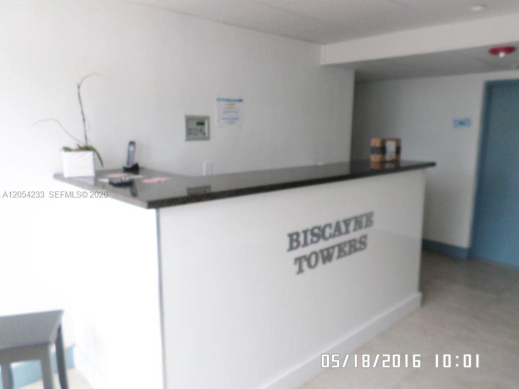 11750 NE 16th Ave, Unit 408, Miami, FL 33161 Photo