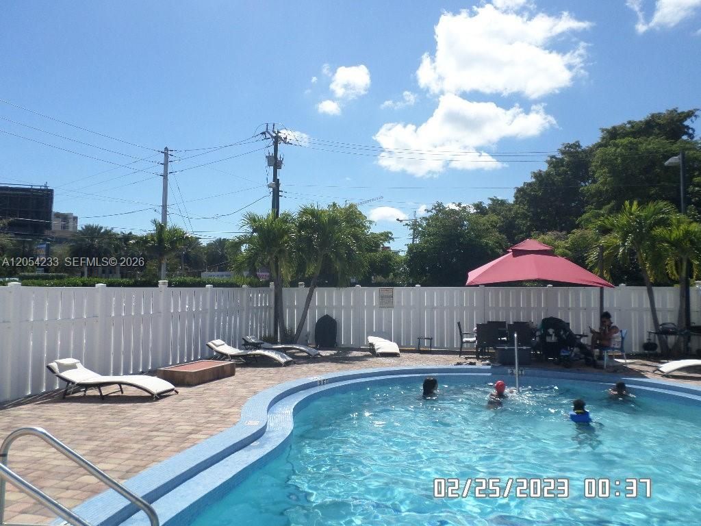 11750 NE 16th Ave, Unit 408, Miami, FL 33161 Photo