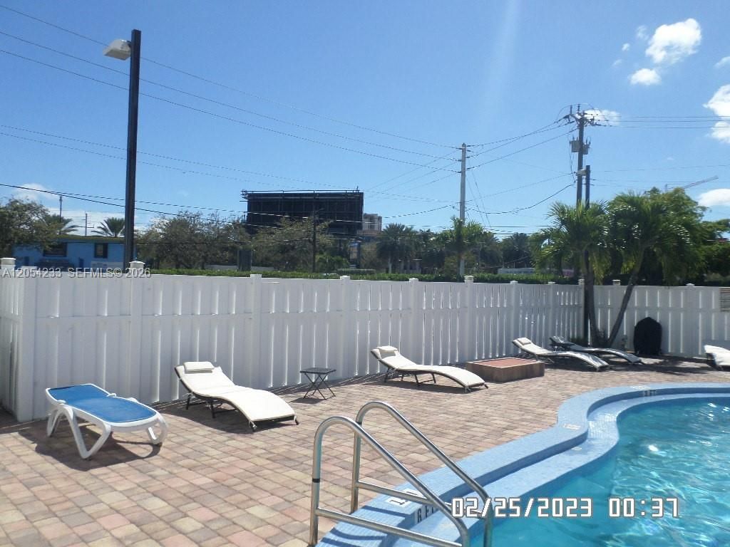 11750 NE 16th Ave, Unit 408, Miami, FL 33161 Photo