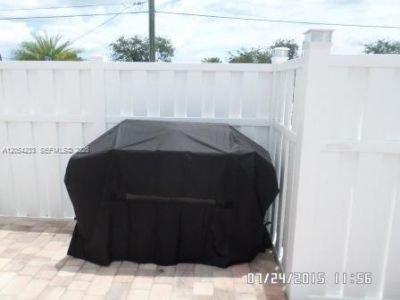 11750 NE 16th Ave, Unit 408, Miami, FL 33161 Photo