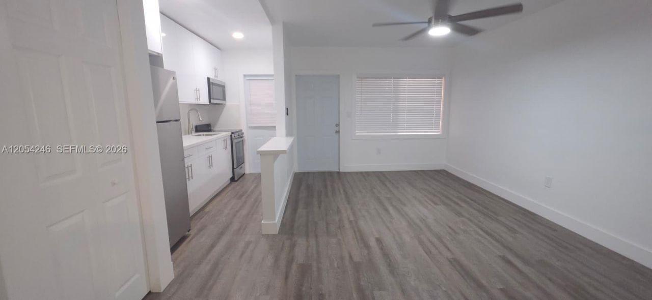 7901 SW 64th Ave, Unit 4, South Miami, FL 33143 Photo