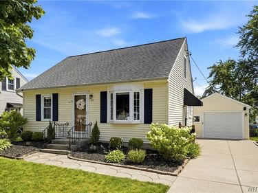 25 S Huxley Drive, Cheektowaga, NY 14225