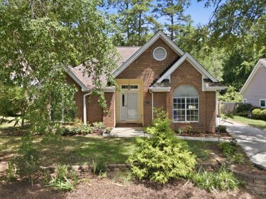 104 Covington Drive, Chapel Hill, NC 27514