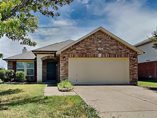 1309 Erin Court, Burleson, TX 76028