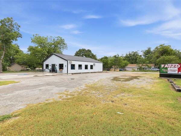106 N 1st Street , Bangs, TX 76823
