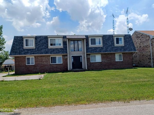 7335 Ayers Road , Perrysburg, OH 43551