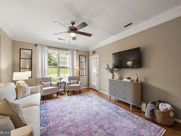 6100 LYDIA HOLLOW DRIVE , GLEN MILLS, PA 19342