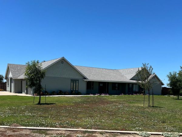 1844 W HIGHWAY12, Lodi, CA 95242