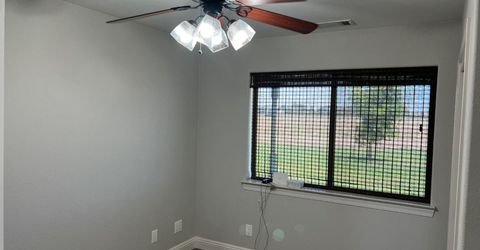 1844 W Highway12, Lodi, CA 95242 Photo