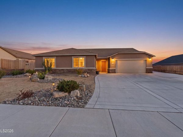 230 Orderville Street, Dayton, NV 89403