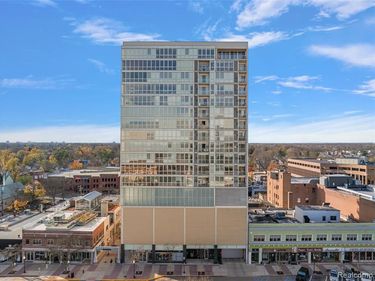432 S Washington Avenue, Royal Oak, MI 48067