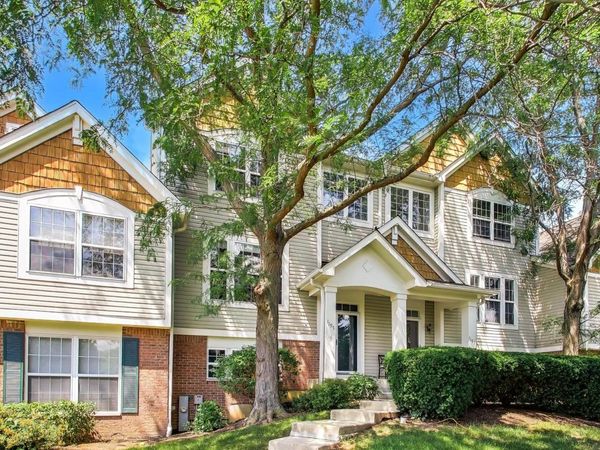 1195 Georgetown Way, Vernon Hills, IL 60061