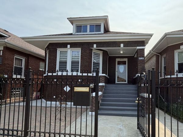 6035 S Campbell Avenue , Chicago, IL 60629