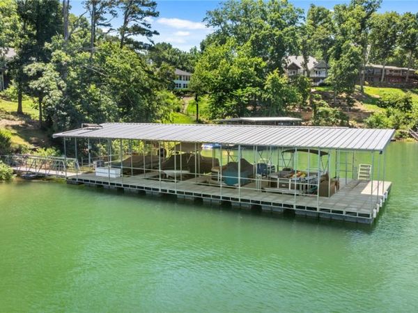 10 Reynolds Road, Rogers, AR 72756