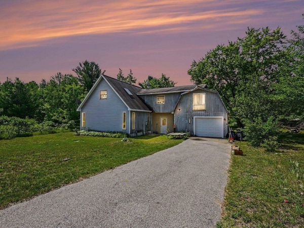 509 Gitchegumee Drive, Buckley, MI 49620