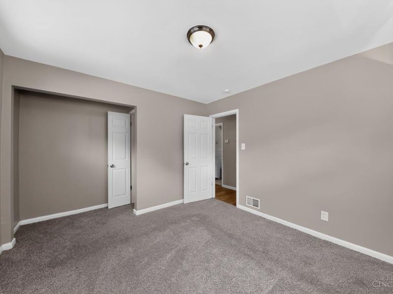 1703 Ashbrook Drive, Cincinnati, OH 45238 Photo 15