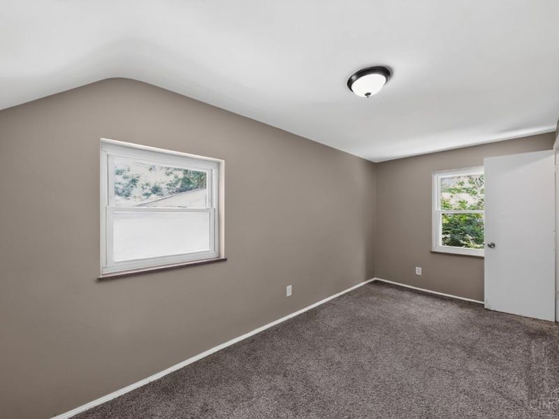1703 Ashbrook Drive, Cincinnati, OH 45238 Photo 18