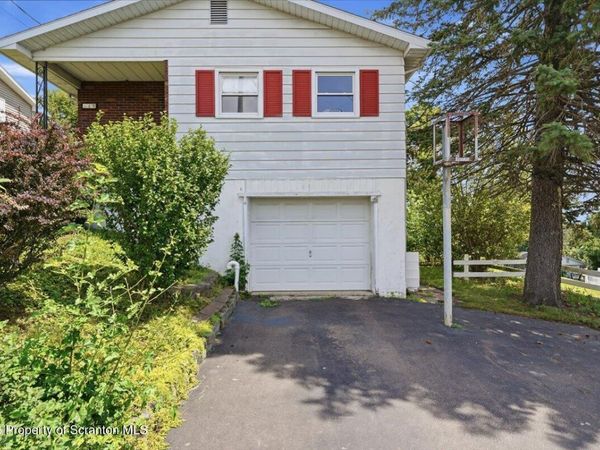 49 Hurbane Street, Pringle, PA 18704