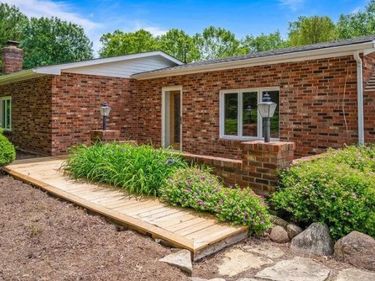 3407 Bean Oller Road, Delaware, OH 43015