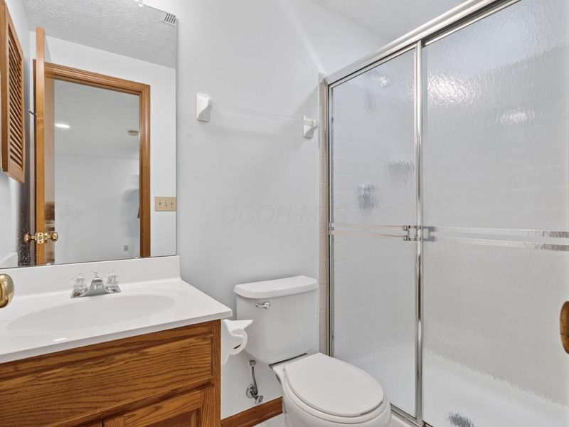 2192 Victoria Park Drive, Columbus, OH 43235 Photo 33